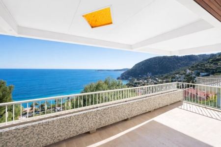 Villa exceptionnelle aux portes de Monaco – Panoramique sur la mer et vues sur le Cap Ferrat - 1