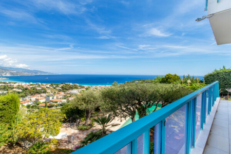 ROQUEBRUNE CAP MARTIN - SPLENDIDA VILLA PROGETTATA DA UN ARCHITETTO - 3