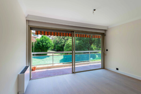 НИЦЦА – СИМЬЕЗ | КВАРТИРА 4 КОМНАТЫ | ОЧЕНЬ ВОСТРЕБОВАННАЯ РЕЗИДЕНЦИЯ - 2