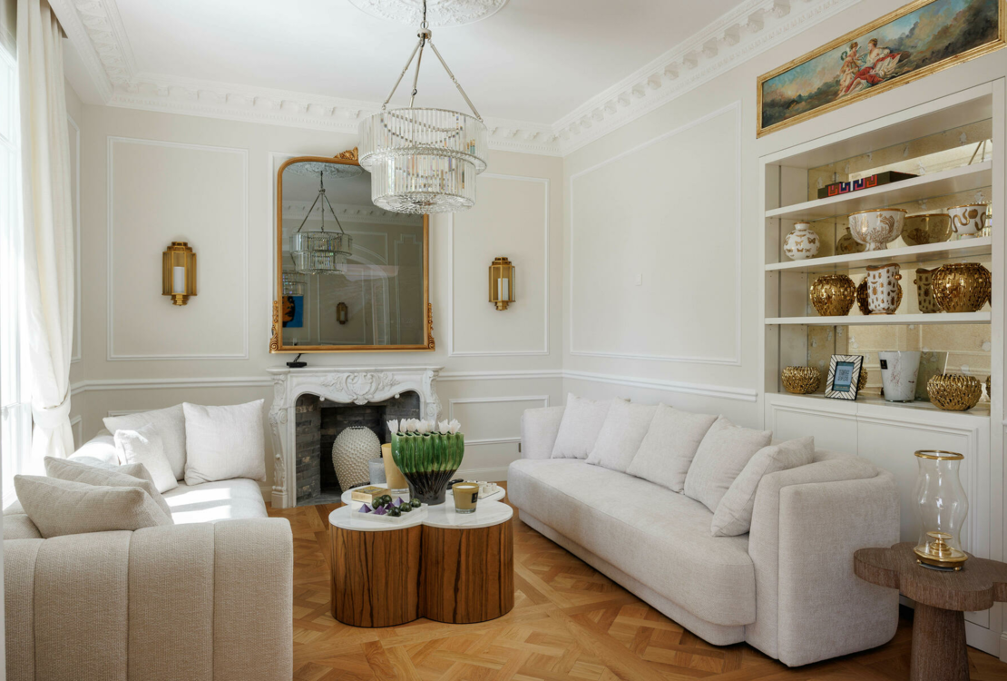 Beaulieu-sur-Mer | Villa de Prestige Face à la Mer avec Piscine