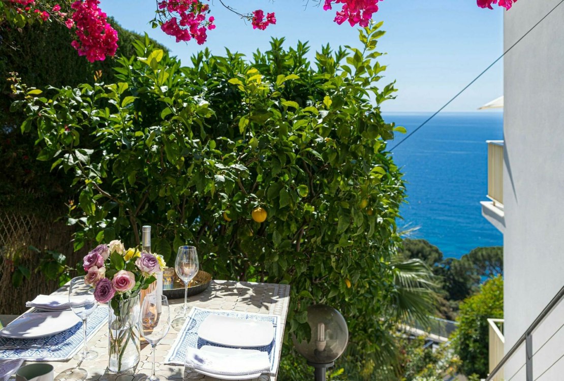 Villa in vendita sul mare di Eze