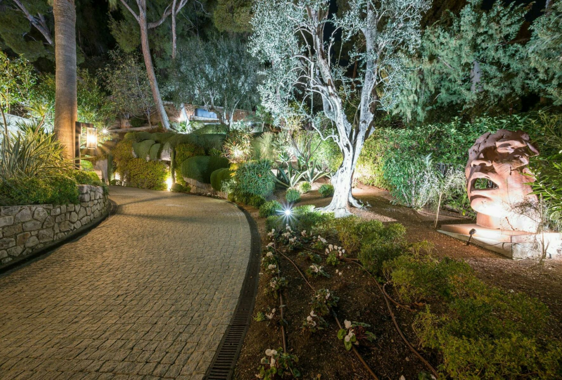 Уникальная собственность в центре Больё-сюр-мер