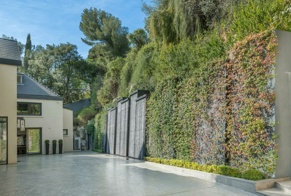 Уникальная собственность в центре Больё-сюр-мер