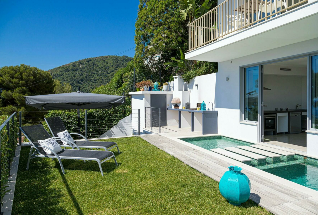 Villa in vendita sul mare di Eze