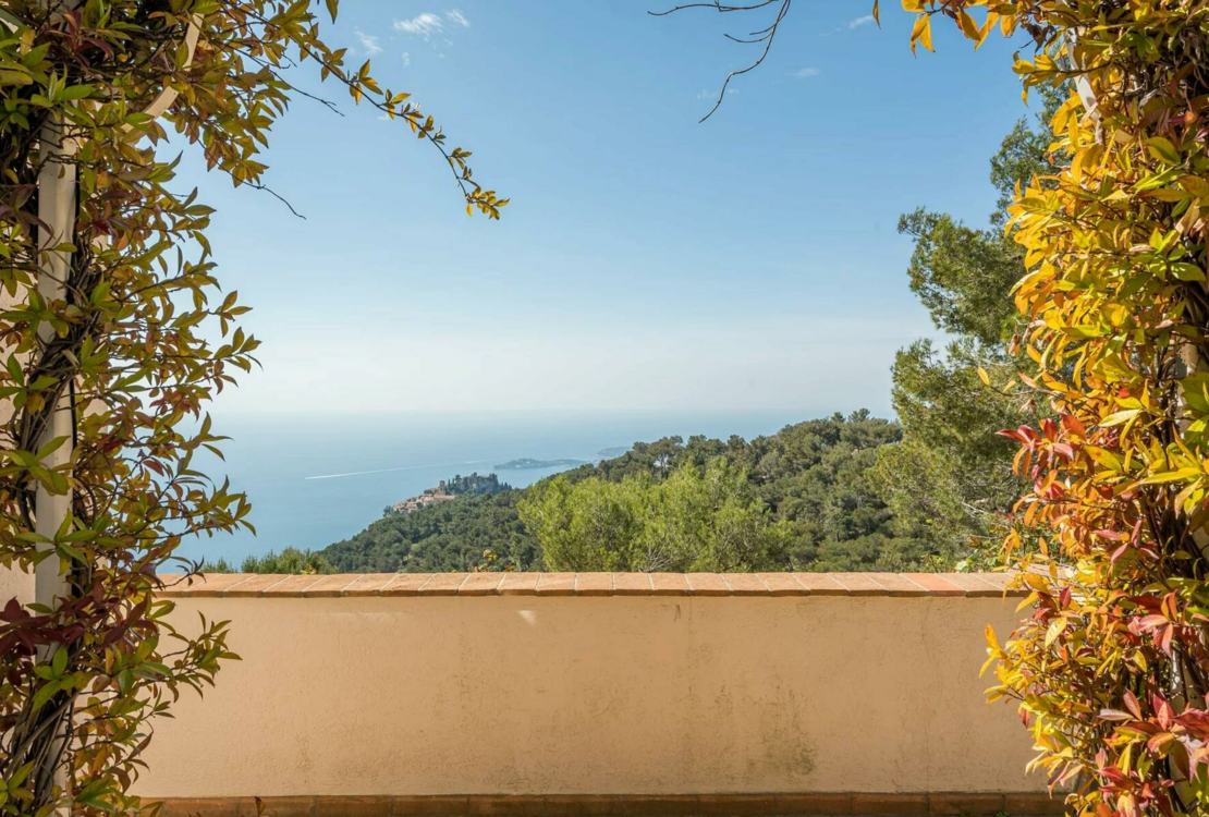 Casa eccezionale a Èze con viste mozzafiato