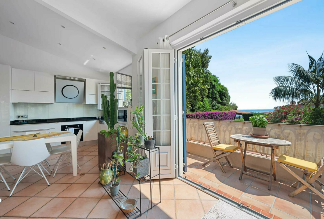 Villa zum Verkauf in Èze Bord de Mer