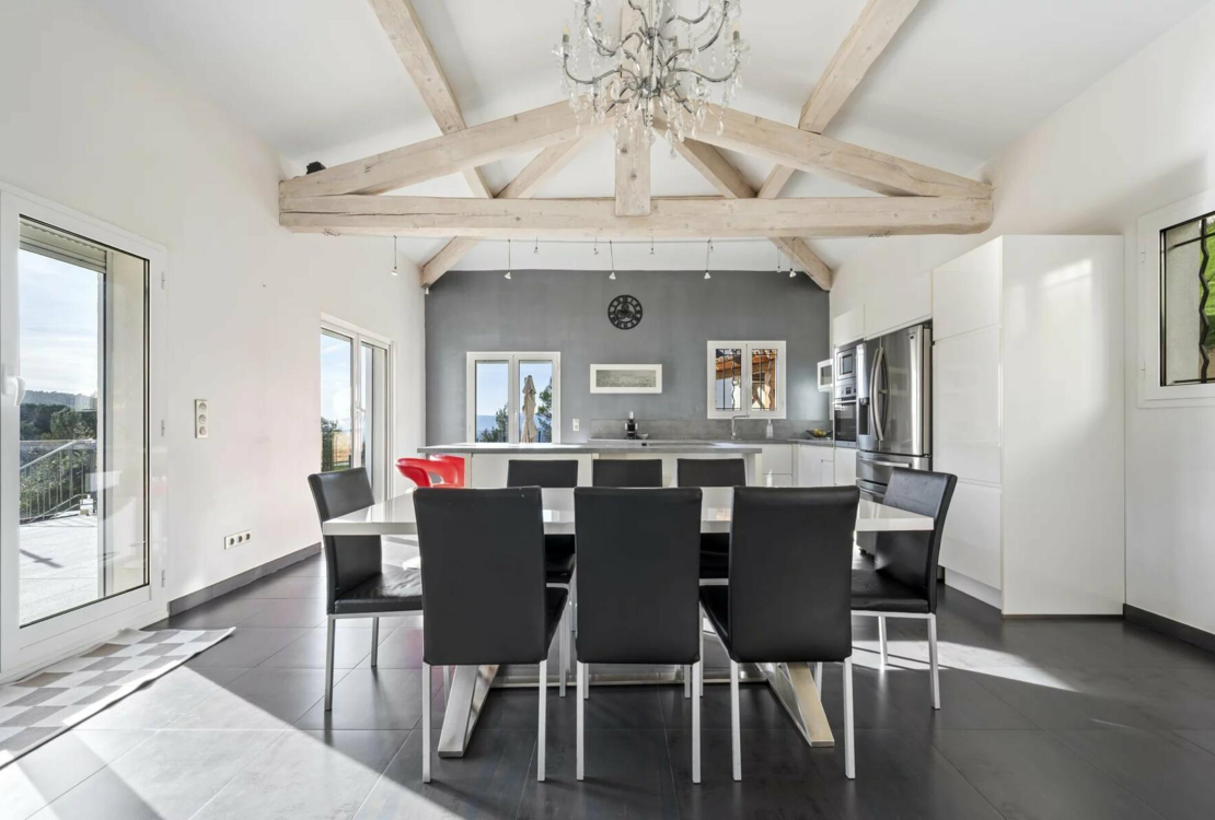 EZE: Вилла на продажу