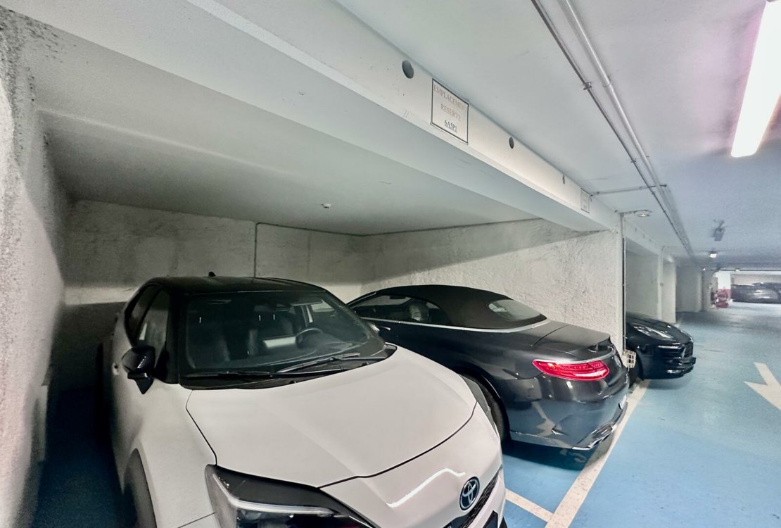 ЛА-РУСЕ | ROCAZUR | 5 КОМНАТ