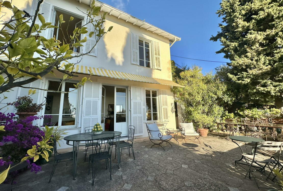 Occasione rara: casa tranquilla con vista mozzafiato, composta da 5 locali