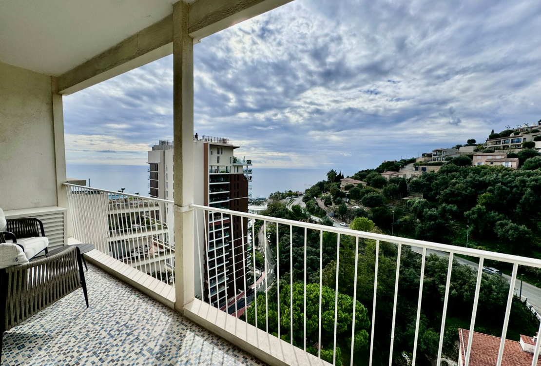 GIARDINO ESOTICO | BERMUDA | 2 CAMERE ARREDATE