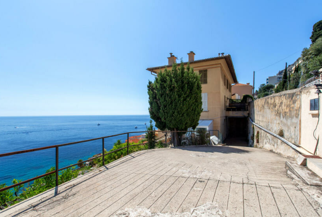 ROQUEBRUNE CAP MARTIN | VILLA ECCEZIONALE | VISTA PANORAMICA SUL MARE