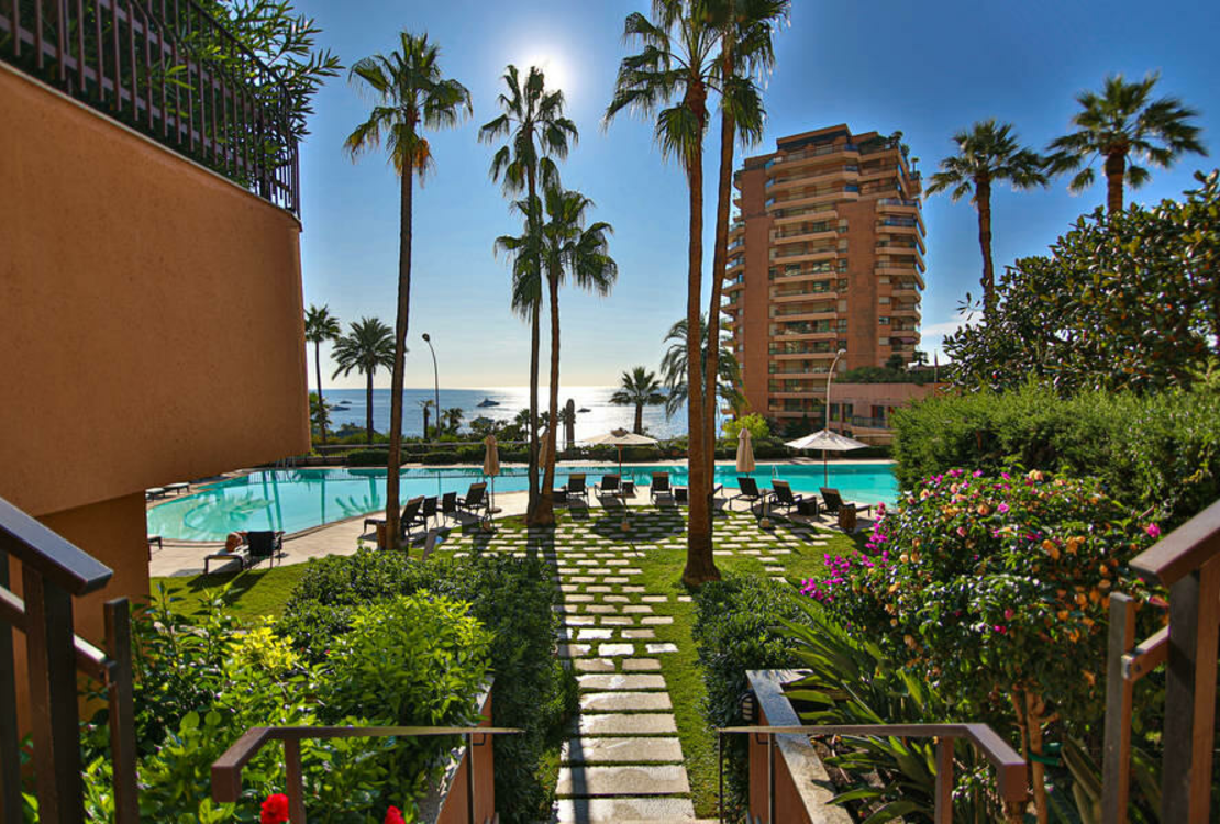 LAROUSSE | PARC SAINT ROMAN | 3 ZIMMER