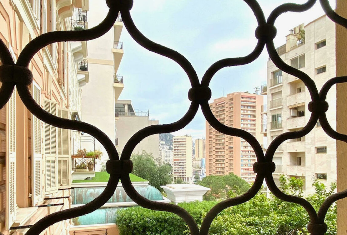 Monte-Carlo | Résidence Ambassador| Superbe 2 pièces rénové – Emplacement privilégié