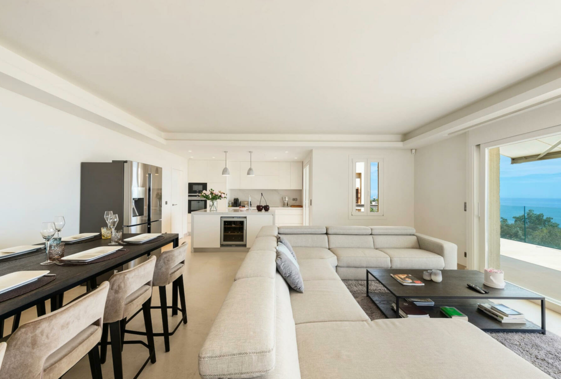 РОКБРЮН-КАП-МАРТЕН | ВИЛЛА ДЛЯ СЕЗОННОЙ АРЕНДЫ | 3 КОМНАТЫ