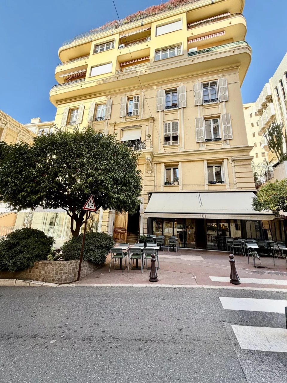 Les Lierres at 3 avenue Saint-Charles in Monaco